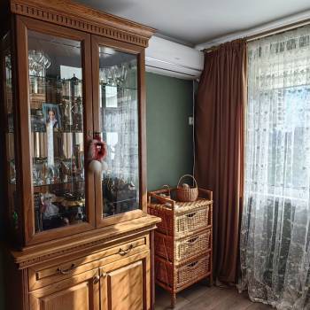 Продается 1-комнатная квартира, 45 м²