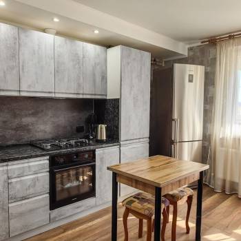 Продается 1-комнатная квартира, 45 м²