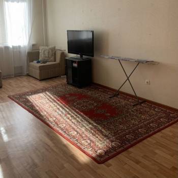 Продается 1-комнатная квартира, 47,1 м²