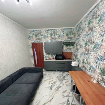Сдается 1-комнатная квартира, 63 м²