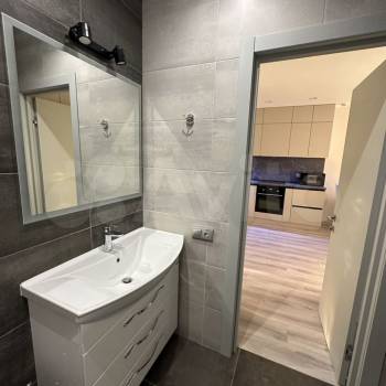 Сдается 1-комнатная квартира, 42 м²