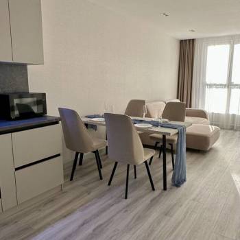 Сдается 1-комнатная квартира, 42 м²