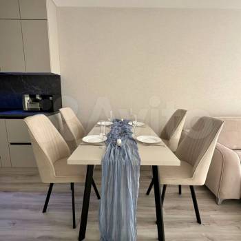 Сдается 1-комнатная квартира, 42 м²