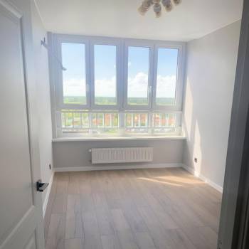 Продается 1-комнатная квартира, 37 м²