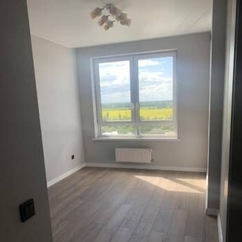 Продается 1-комнатная квартира, 37 м²