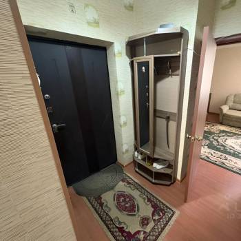Сдается 1-комнатная квартира, 50 м²