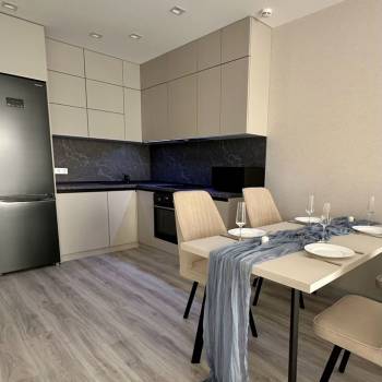 Сдается 1-комнатная квартира, 42 м²