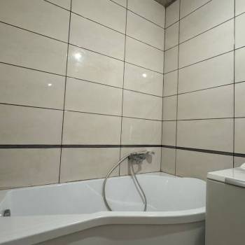 Продается 2-х комнатная квартира, 64 м²