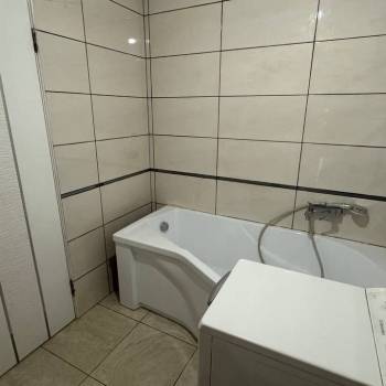 Продается 2-х комнатная квартира, 64 м²