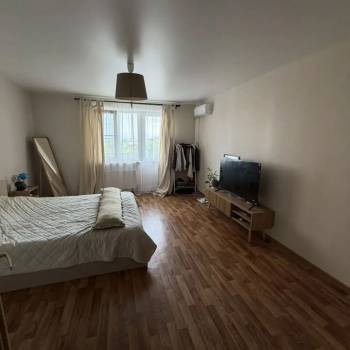 Сдается 2-х комнатная квартира, 67 м²