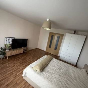 Сдается 2-х комнатная квартира, 67 м²