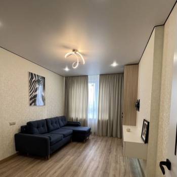 Продается 1-комнатная квартира, 41 м²