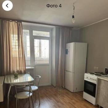 Сдается 1-комнатная квартира, 40 м²