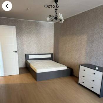 Сдается 1-комнатная квартира, 40 м²