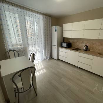Сдается 1-комнатная квартира, 41 м²
