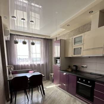 Сдается 1-комнатная квартира, 39 м²