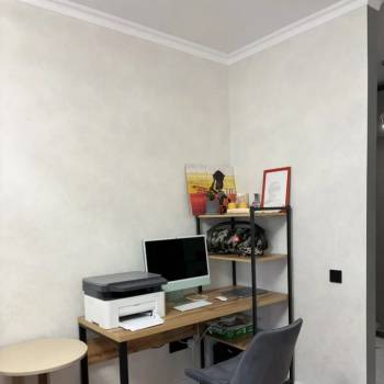Продается 1-комнатная квартира, 65 м²