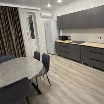 Сдается 1-комнатная квартира, 47 м²