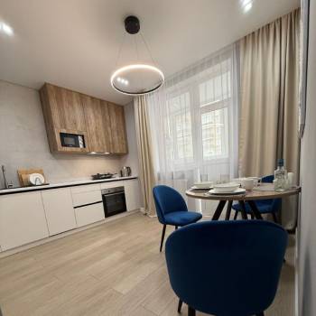 Сдается 1-комнатная квартира, 40 м²