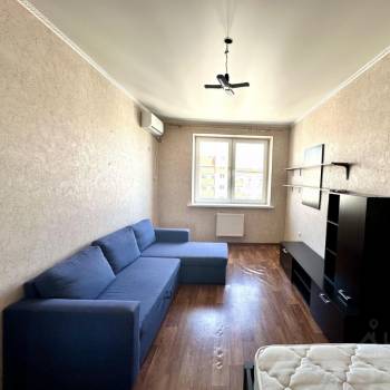 Продается 1-комнатная квартира, 41,2 м²