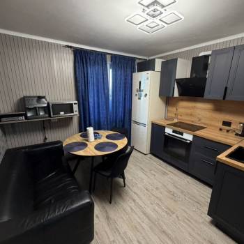 Сдается 1-комнатная квартира, 40 м²