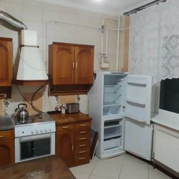 Сдается 1-комнатная квартира, 55 м²
