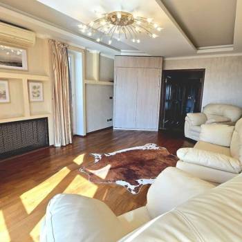 Сдается 2-х комнатная квартира, 82,5 м²