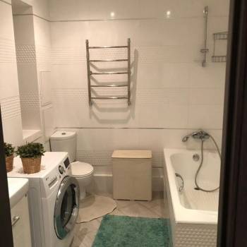 Сдается 2-х комнатная квартира, 87 м²