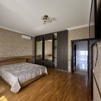 Сдается Дом, 300 м²