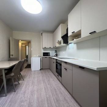 Сдается 2-х комнатная квартира, 56,7 м²
