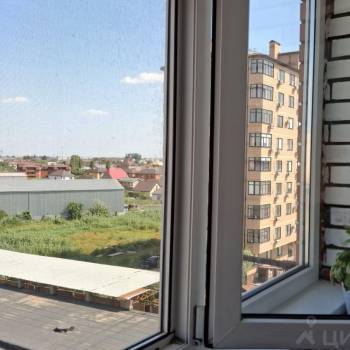 Продается 1-комнатная квартира, 37 м²