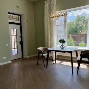 Продается Дом, 290 м²