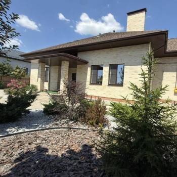 Продается Дом, 290 м²