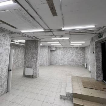 Сдается Нежилое помещение, 160 м²