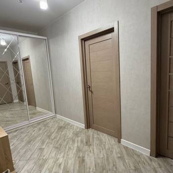 Продается 1-комнатная квартира, 49,5 м²