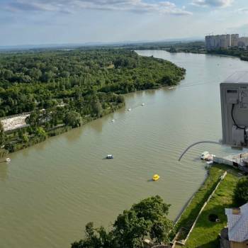 Продается 1-комнатная квартира, 49,5 м²