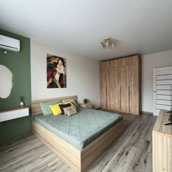 Продается 1-комнатная квартира, 37 м²