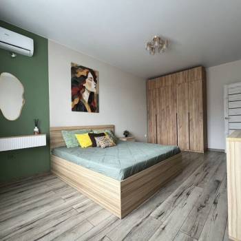 Продается 1-комнатная квартира, 37 м²
