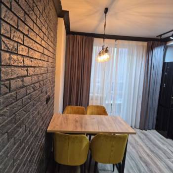 Сдается 1-комнатная квартира, 45 м²