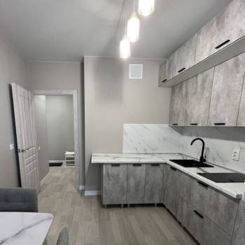 Сдается 1-комнатная квартира, 43 м²