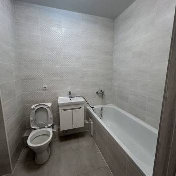Сдается 1-комнатная квартира, 43 м²