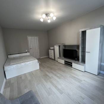 Сдается 1-комнатная квартира, 43 м²