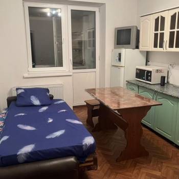 Сдается 1-комнатная квартира, 40 м²