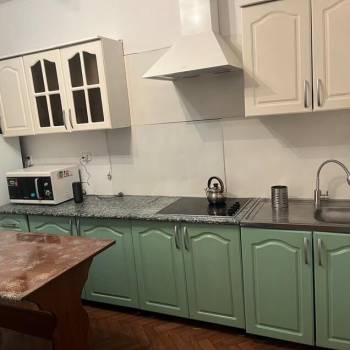 Сдается 1-комнатная квартира, 40 м²