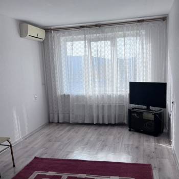 Сдается 2-х комнатная квартира, 57 м²