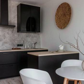 Продается 1-комнатная квартира, 44 м²