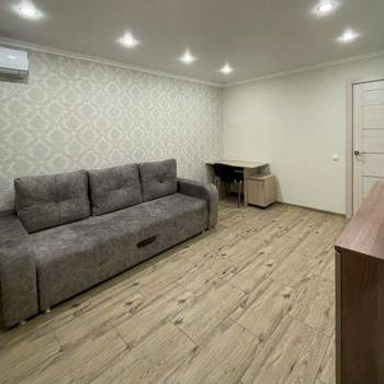 Сдается 1-комнатная квартира, 43 м²