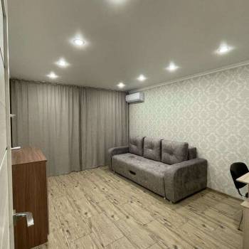 Сдается 1-комнатная квартира, 43 м²