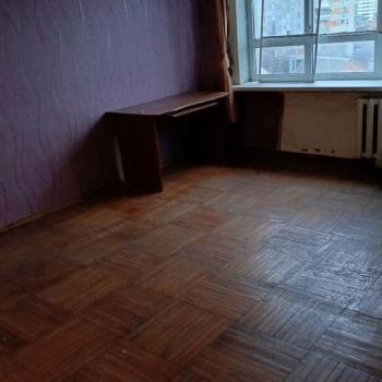 Продается Многокомнатная квартира, 79,9 м²