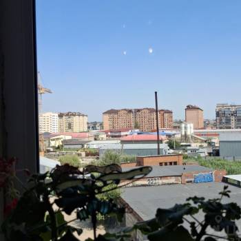 Продается 1-комнатная квартира, 37 м²